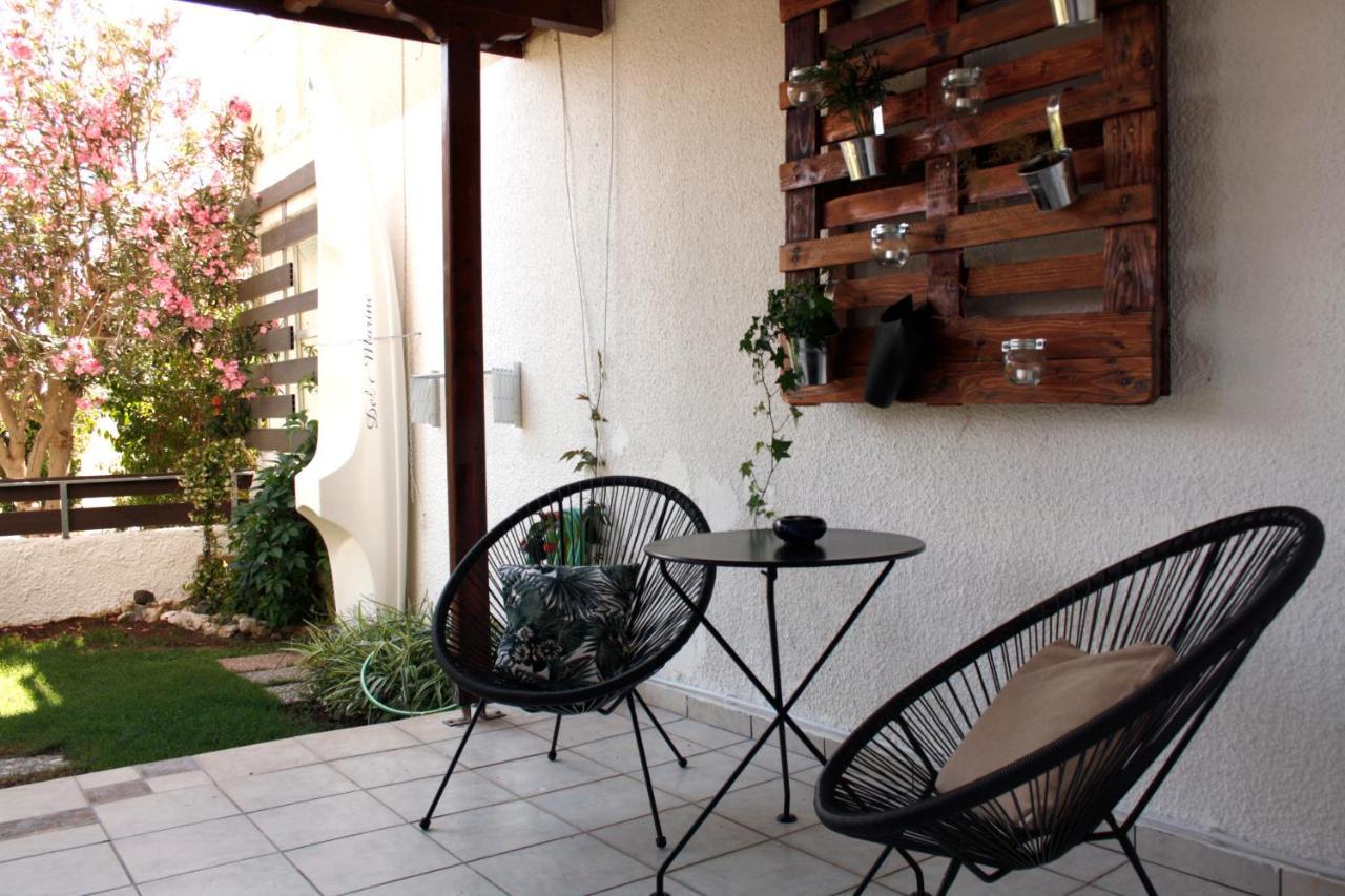 Beachfront Garden Apartment- Atlas Complex Loutraki  Bagian luar foto